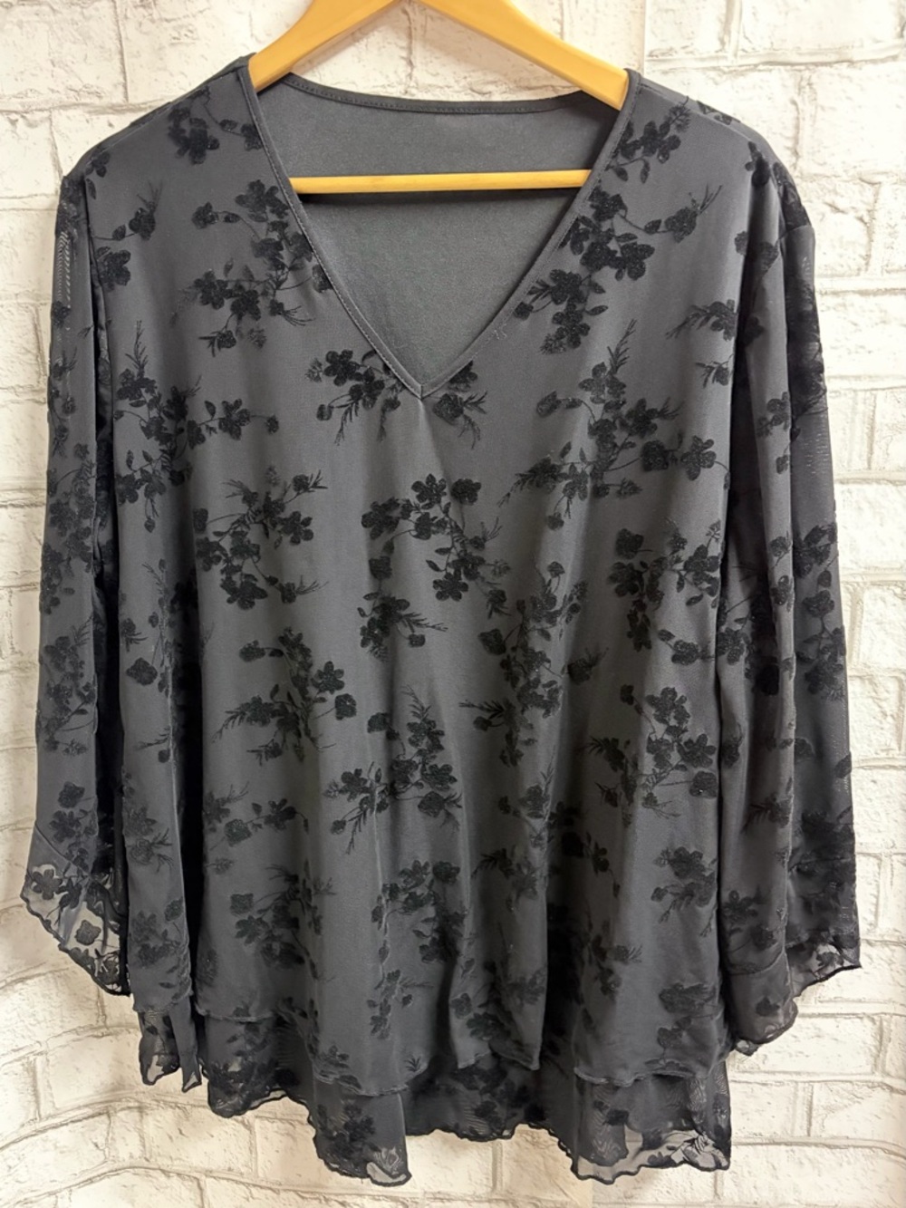 Women's Black V-Neck Floral Tunic